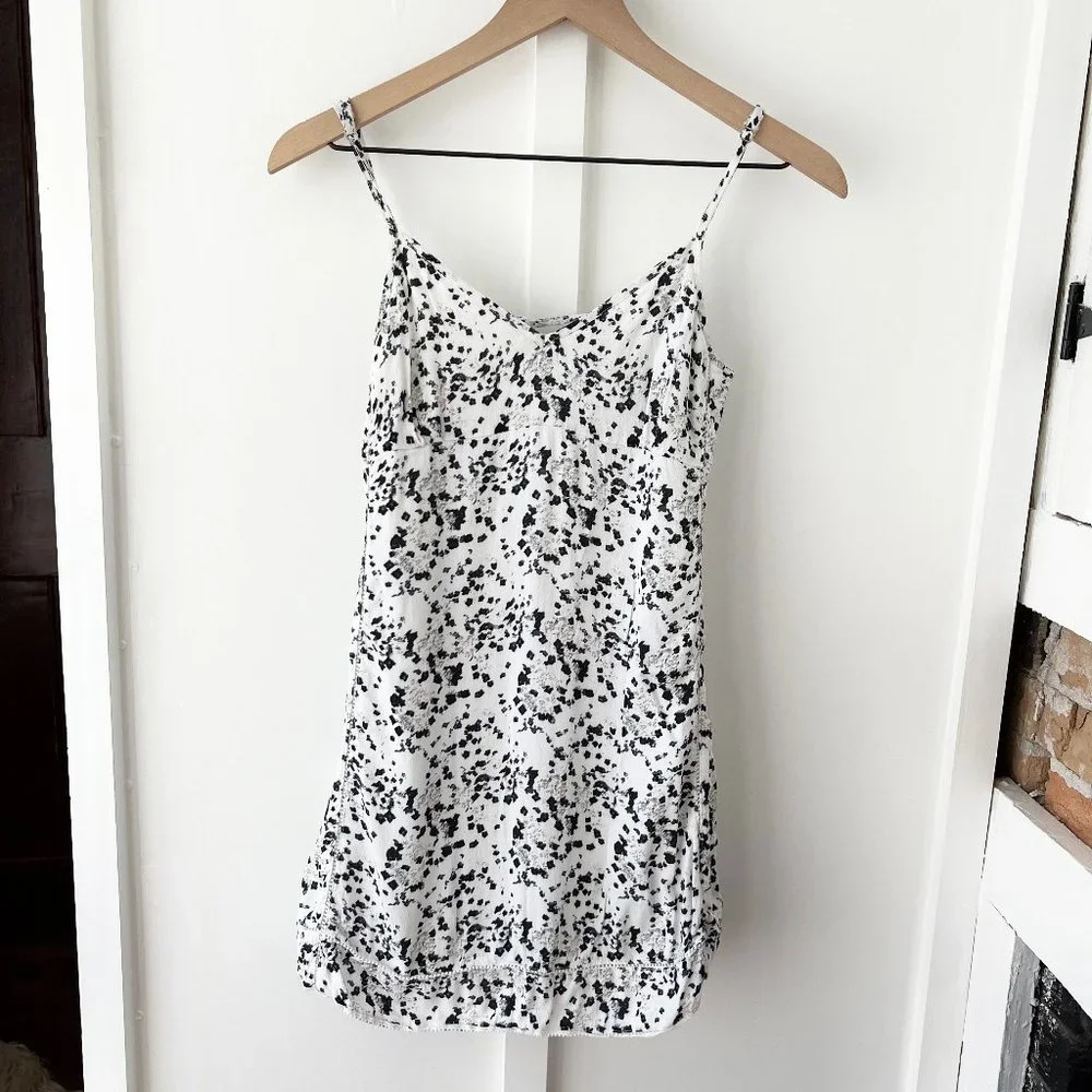ARITZIA SUNDAY BEST Sexton dress white print - Picture 3 of 7